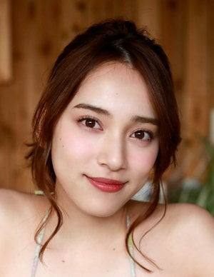 Tomaru Sayaka