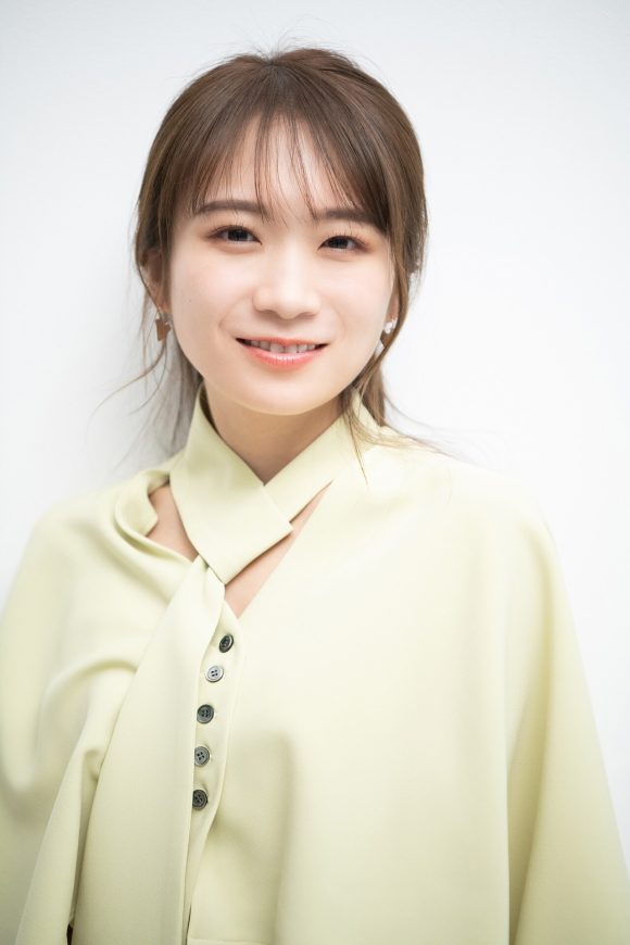Akimoto Manatsu