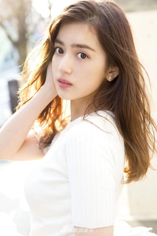 Oku Manami