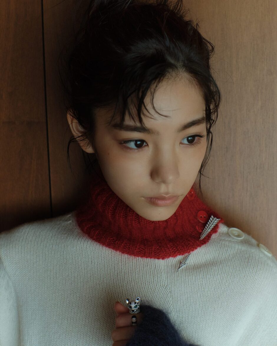 cut01_033-1-1280×1600